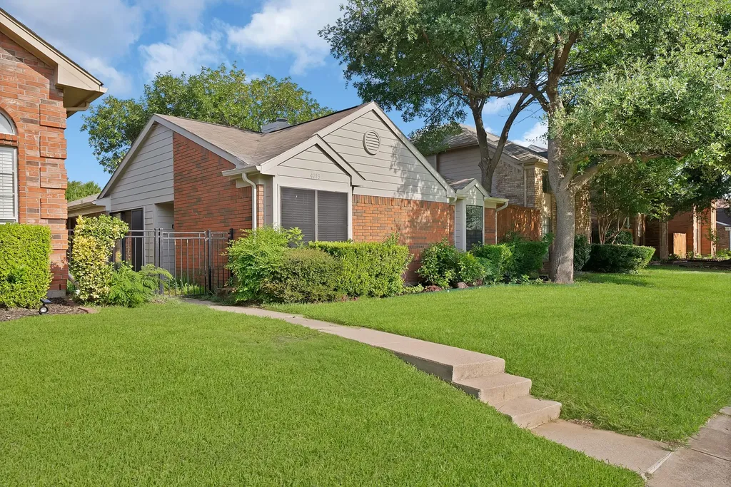 4213 Phoenix Drive Carrollton TX 75010