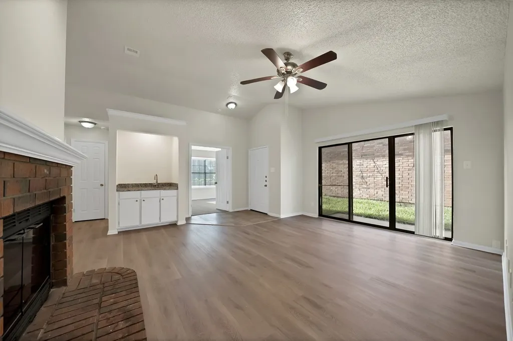 4213 Phoenix Drive Carrollton TX 75010