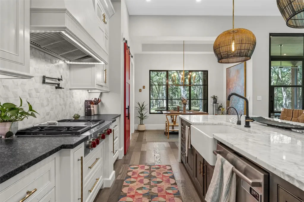 1074 Rogers Hill Spur Waco TX 76705
