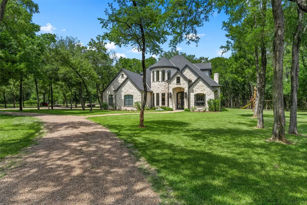 1074 Rogers Hill Spur Waco TX 76705