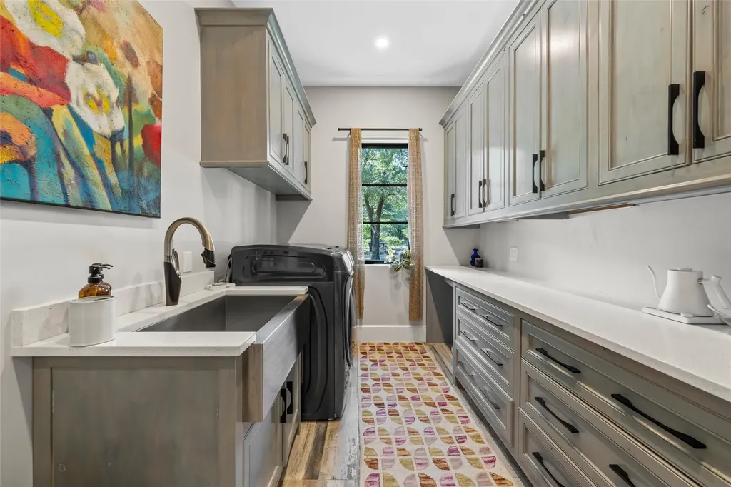1074 Rogers Hill Spur Waco TX 76705