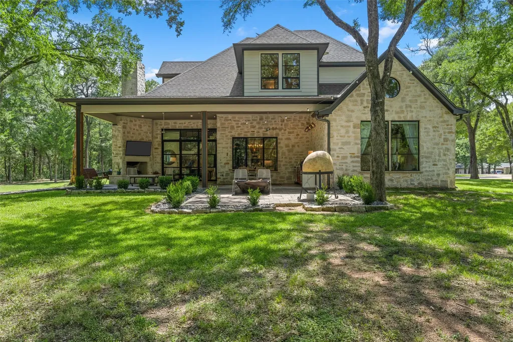1074 Rogers Hill Spur Waco TX 76705