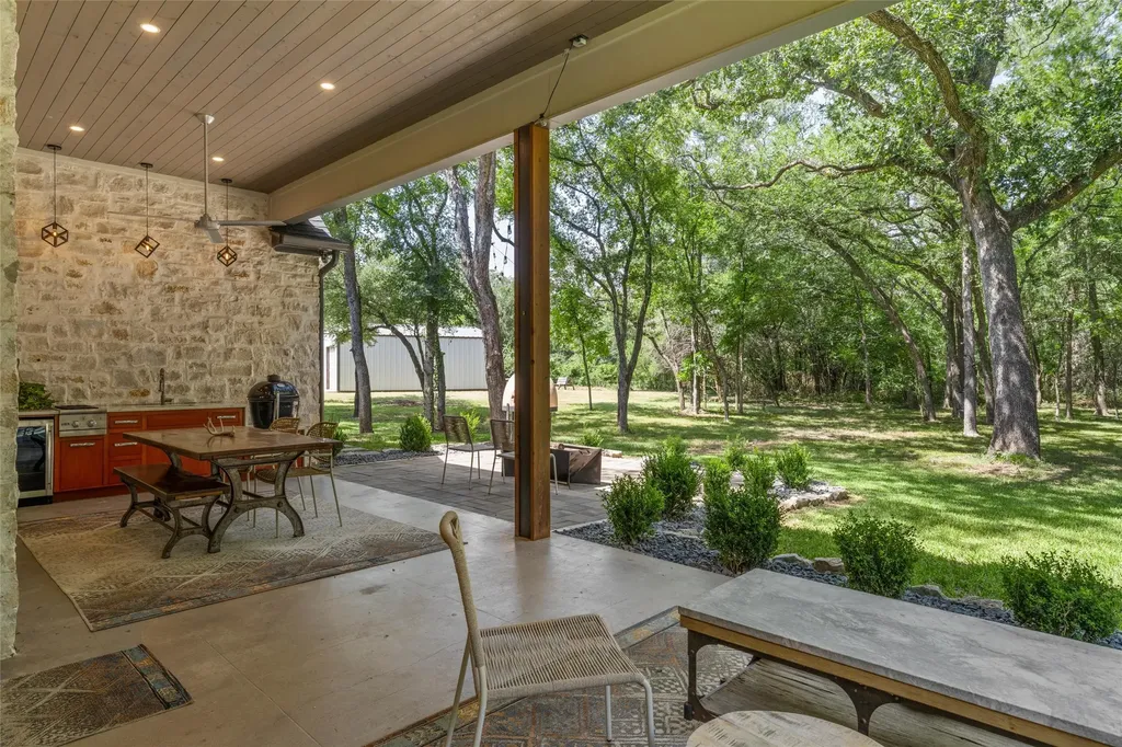 1074 Rogers Hill Spur Waco TX 76705