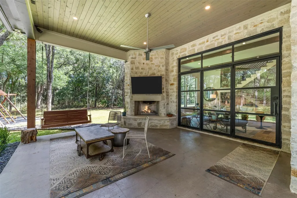 1074 Rogers Hill Spur Waco TX 76705