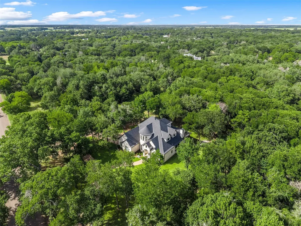1074 Rogers Hill Spur Waco TX 76705