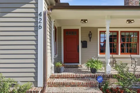 426 E Texas Street Grapevine TX 76051
