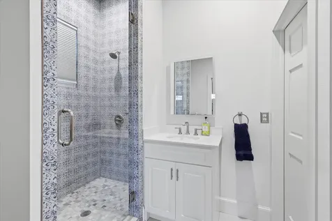 426 E Texas Street Grapevine TX 76051