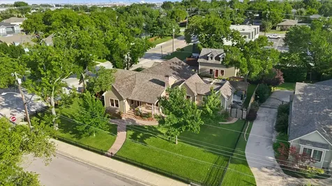 426 E Texas Street Grapevine TX 76051