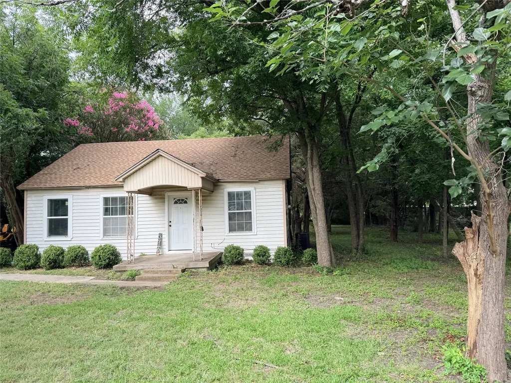 310 College Street Wilmer TX 75172
