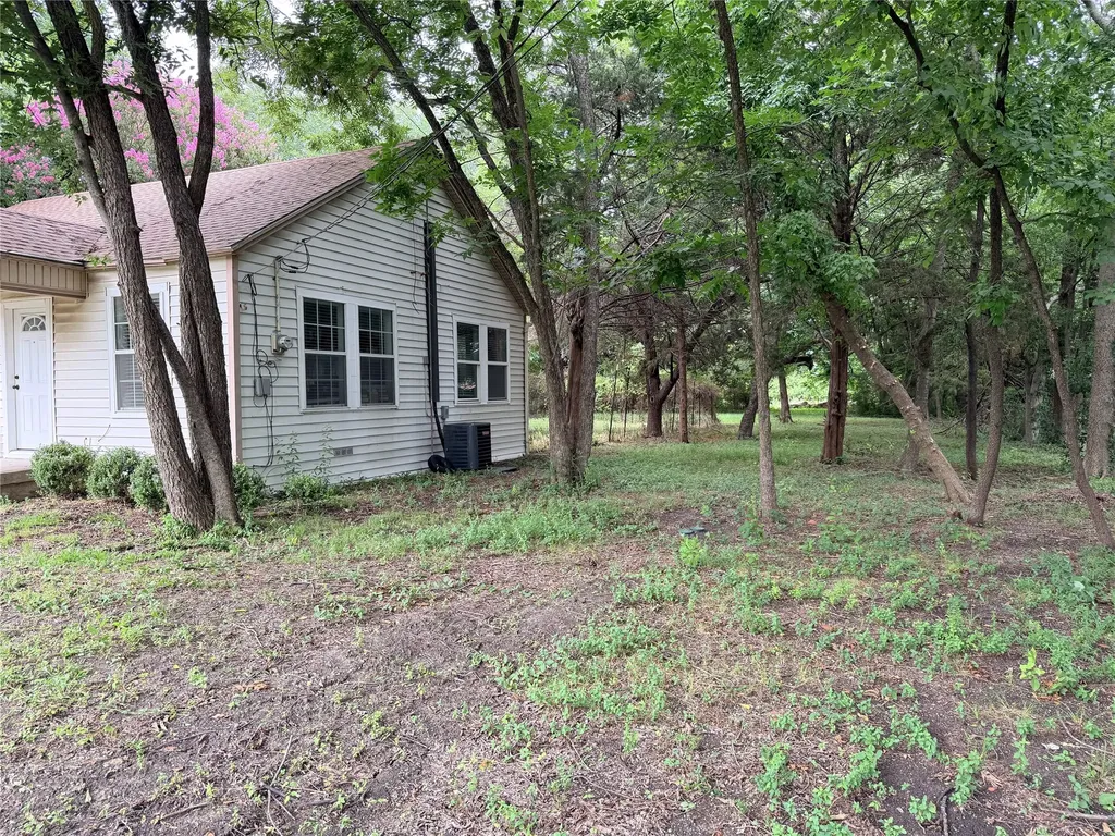 310 College Street Wilmer TX 75172