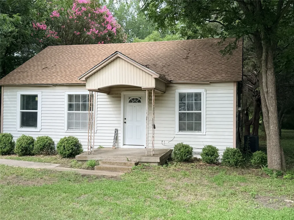 310 College Street Wilmer TX 75172