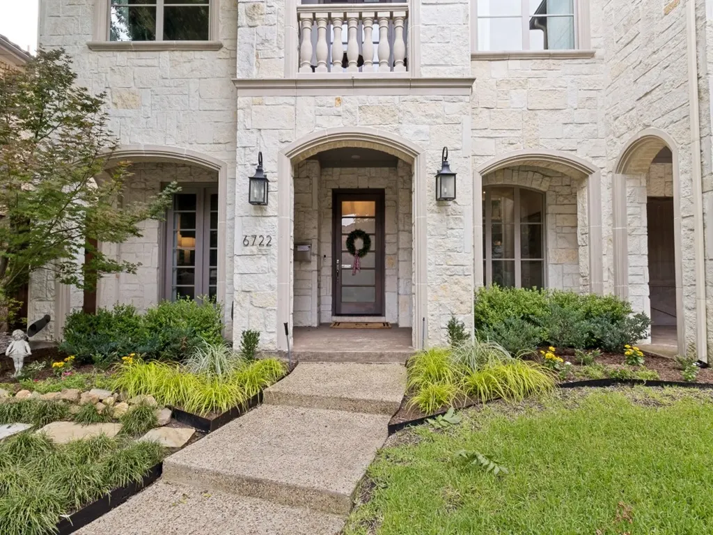 6722 Sondra Drive Dallas TX 75214
