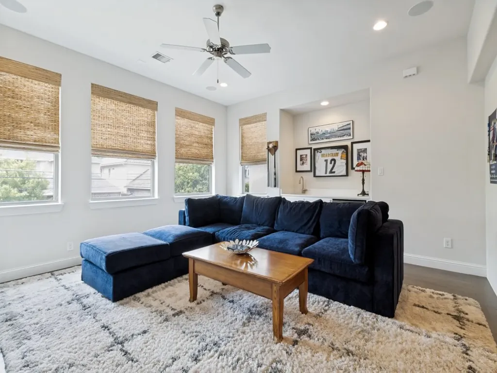 6722 Sondra Drive Dallas TX 75214
