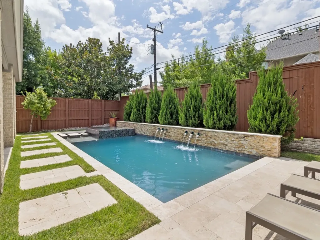 6722 Sondra Drive Dallas TX 75214