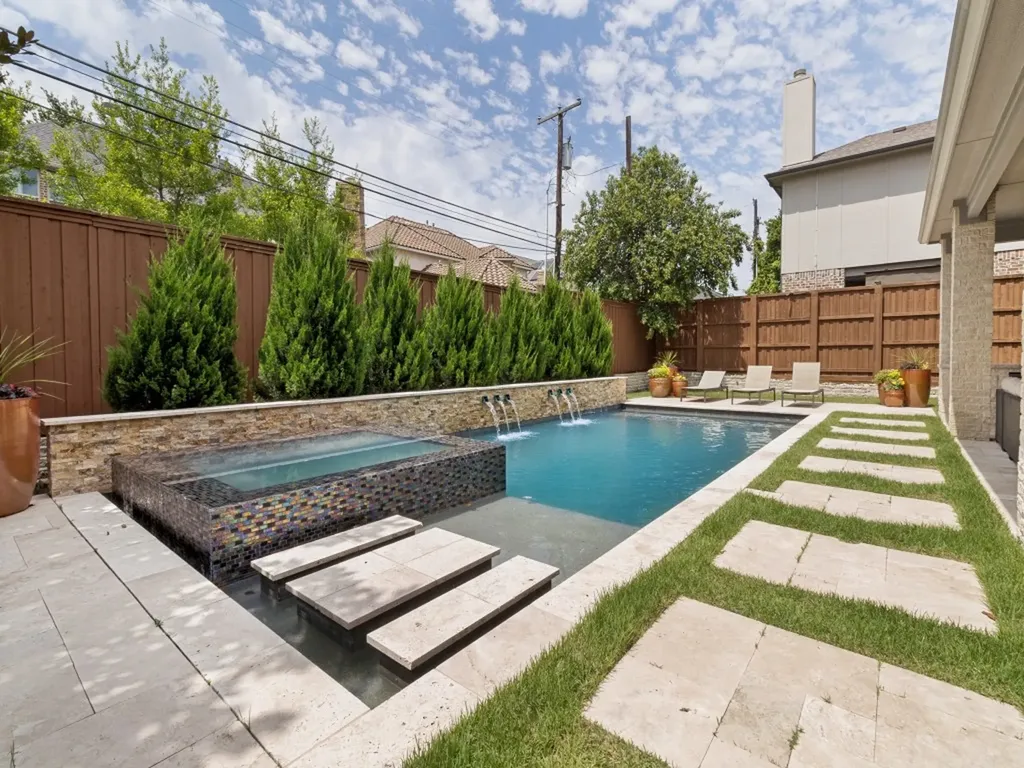 6722 Sondra Drive Dallas TX 75214