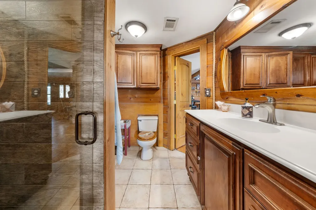 13494 County Road 2919 Eustace TX 75124