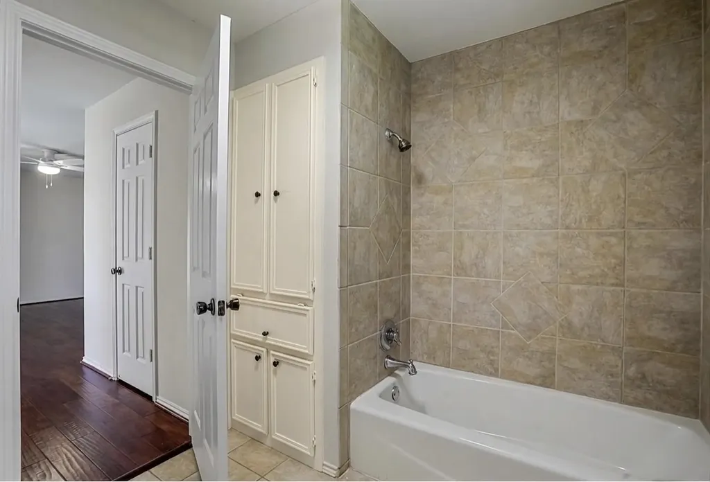4824 Darla Drive Fort Worth TX 76132