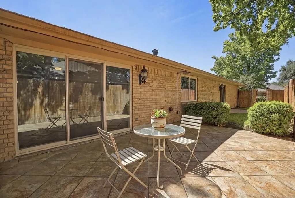 4824 Darla Drive Fort Worth TX 76132