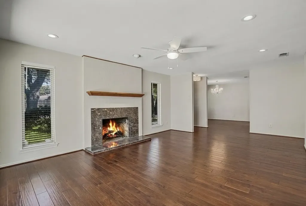 4824 Darla Drive Fort Worth TX 76132