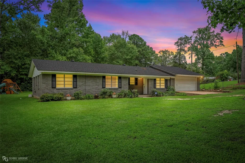 175 Magnolia Road Dubberly LA 71024