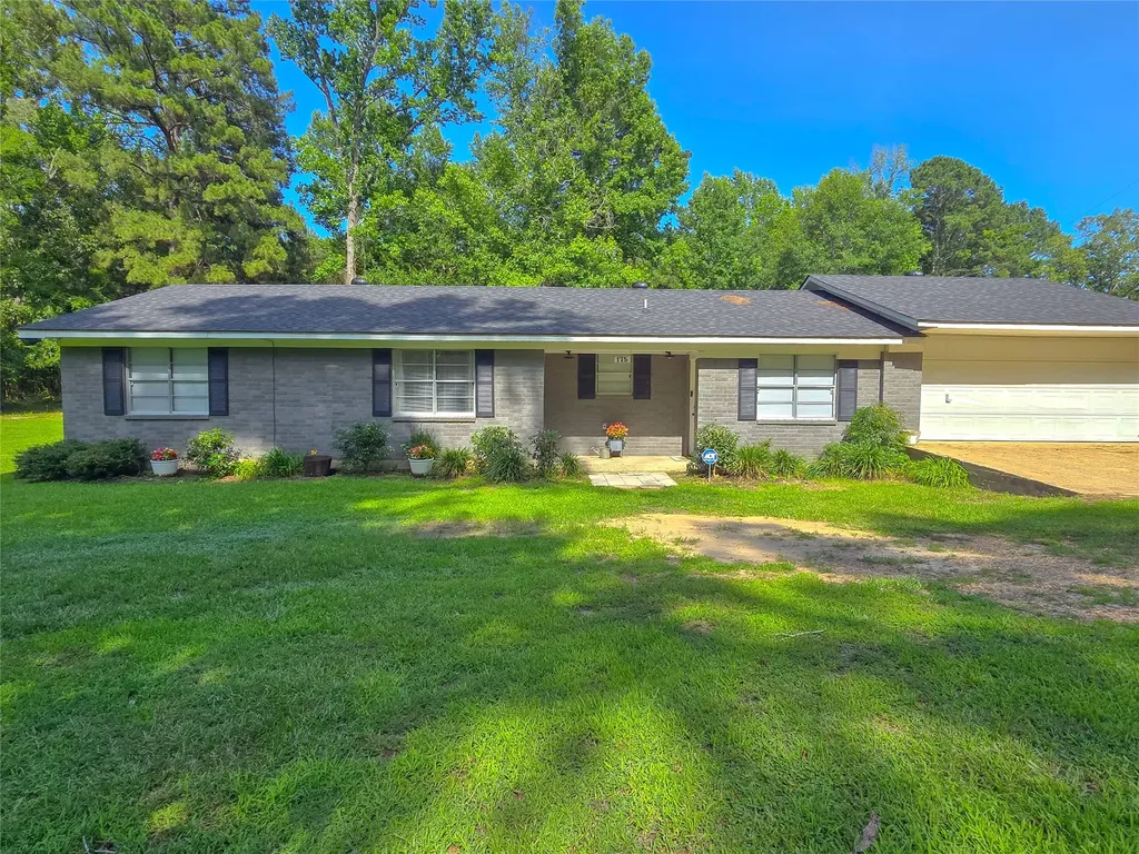 175 Magnolia Road Dubberly LA 71024