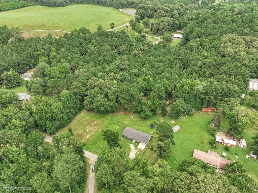 175 Magnolia Road Dubberly LA 71024