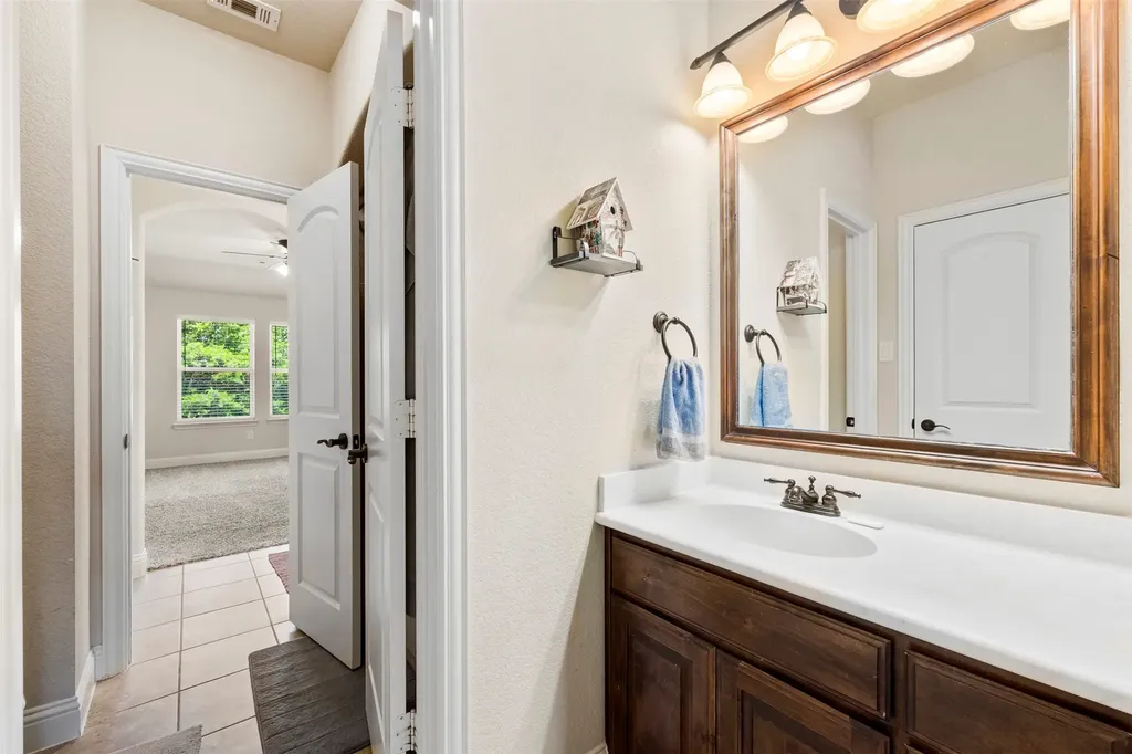 251 Williamsburg Lane Ovilla TX 75154
