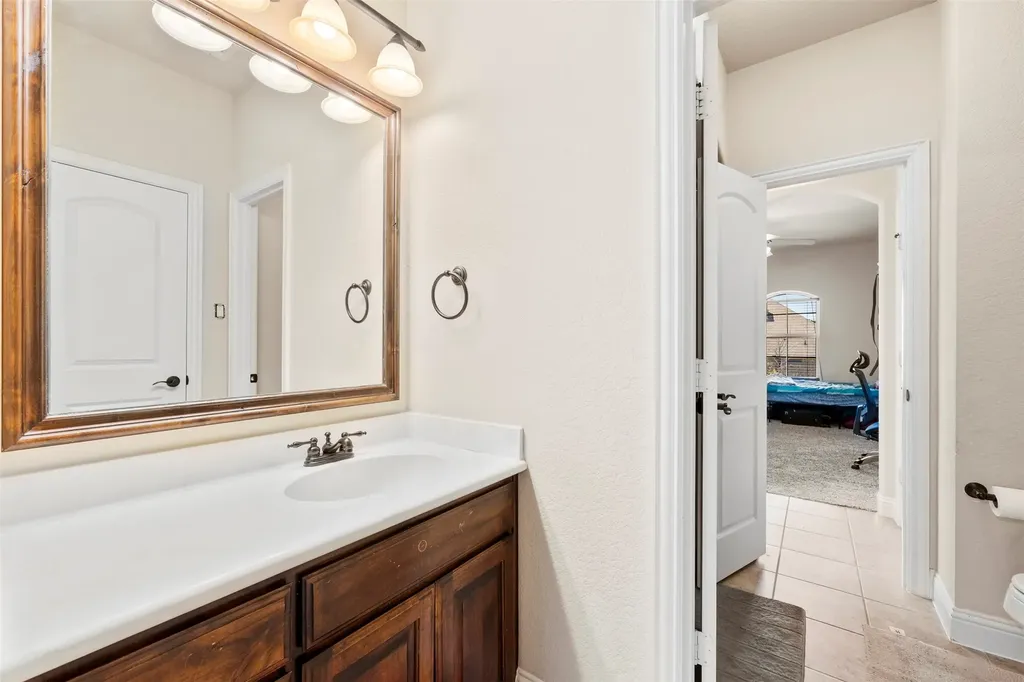 251 Williamsburg Lane Ovilla TX 75154
