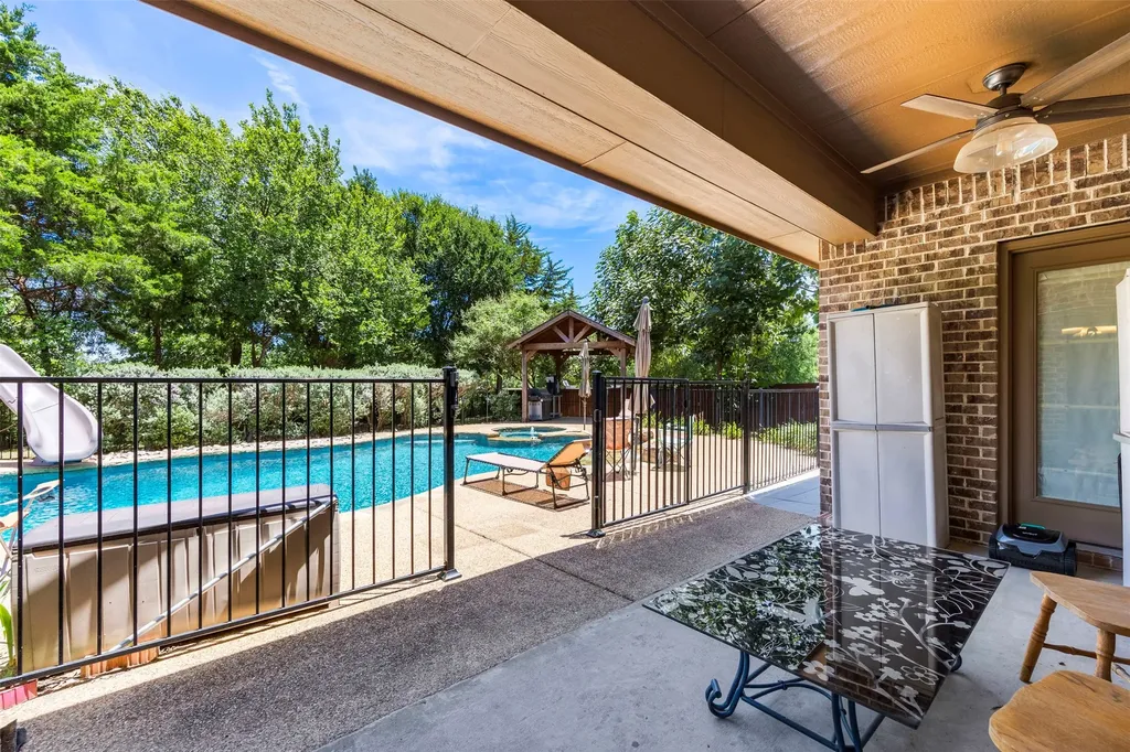 251 Williamsburg Lane Ovilla TX 75154