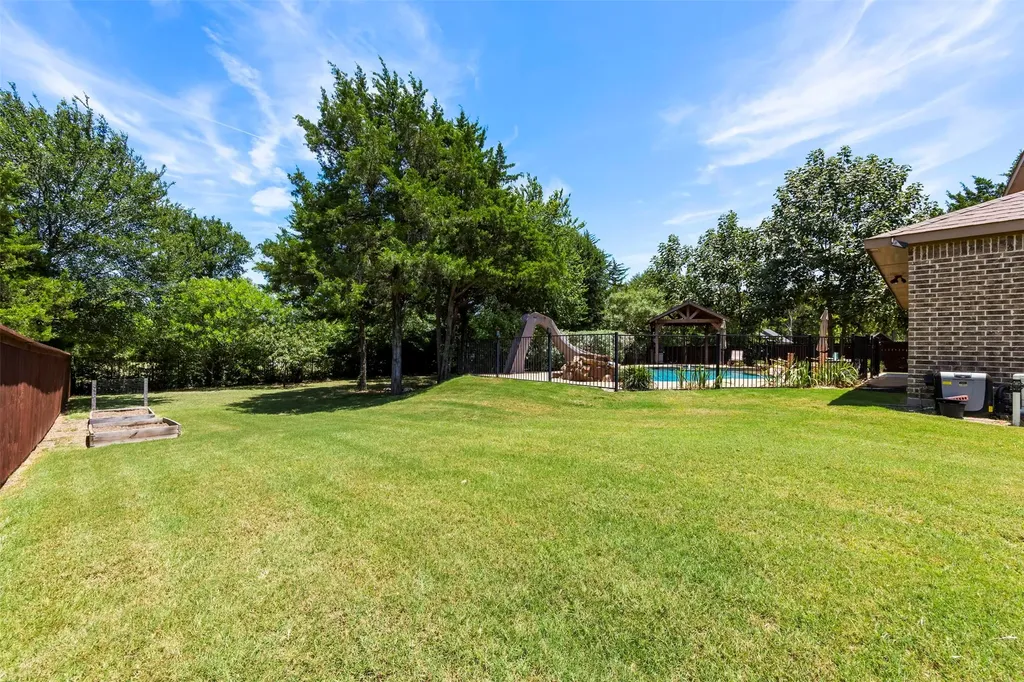 251 Williamsburg Lane Ovilla TX 75154
