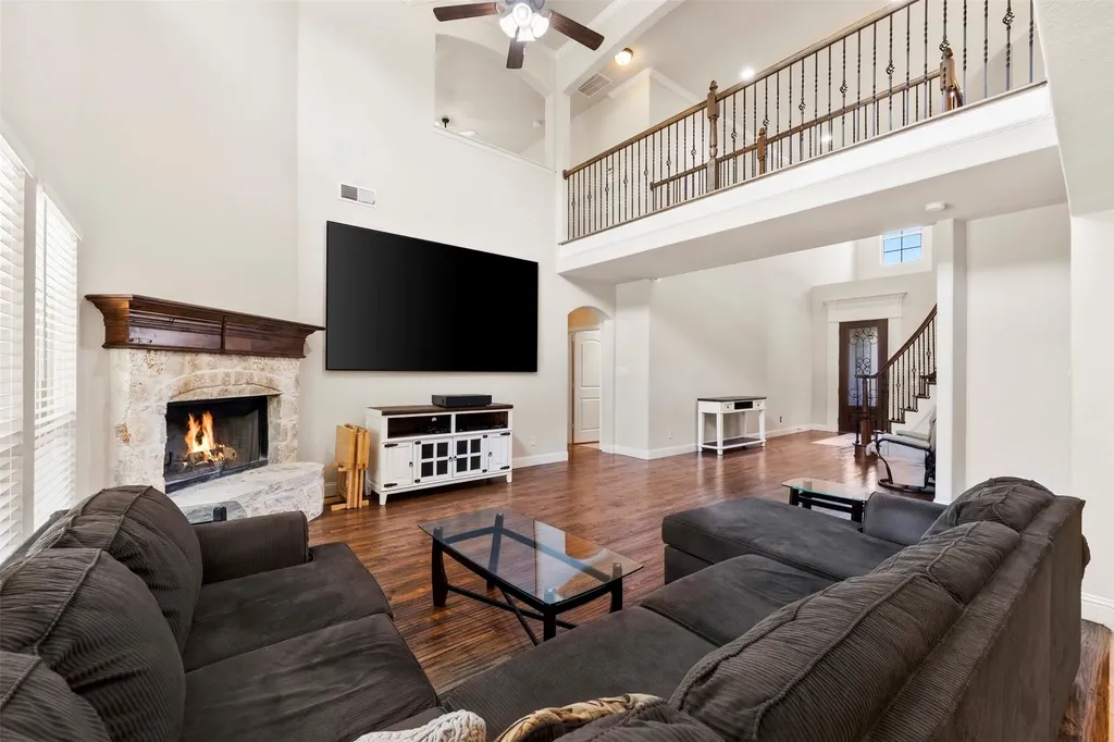251 Williamsburg Lane Ovilla TX 75154