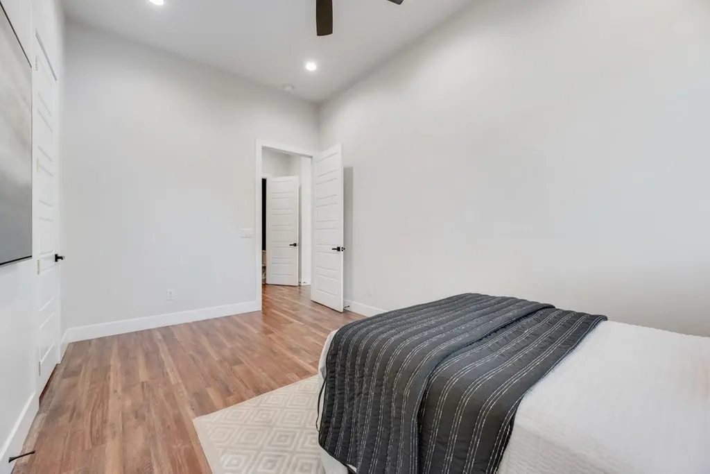 1802 Pueblo Street Dallas TX 75212