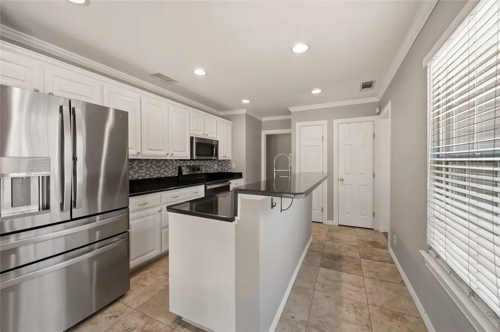 4424 Calmont Avenue Fort Worth TX 76107