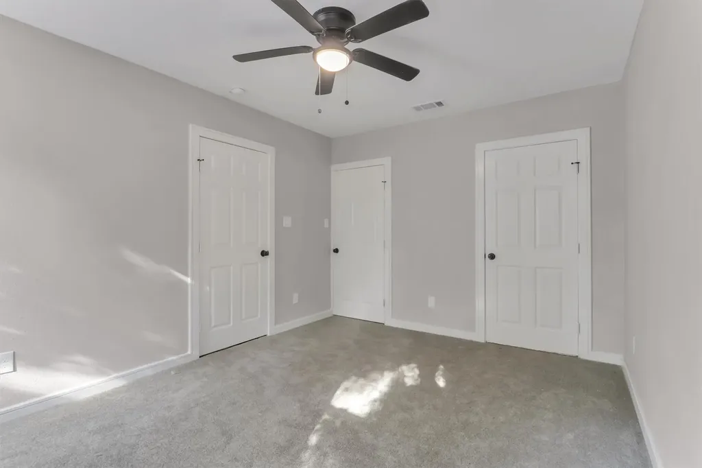 1310 Elmwood Boulevard Dallas TX 75224