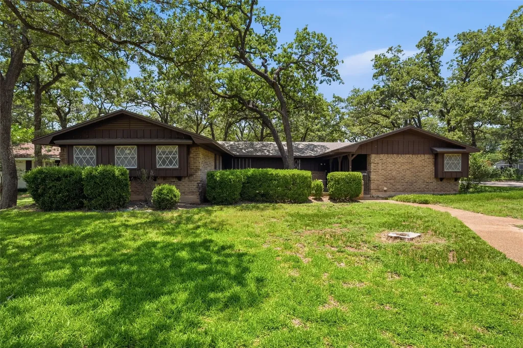 4401 Idylwood Waco TX 76705