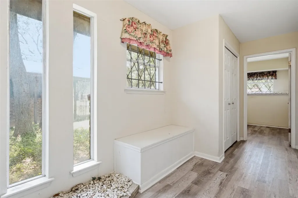 4401 Idylwood Waco TX 76705
