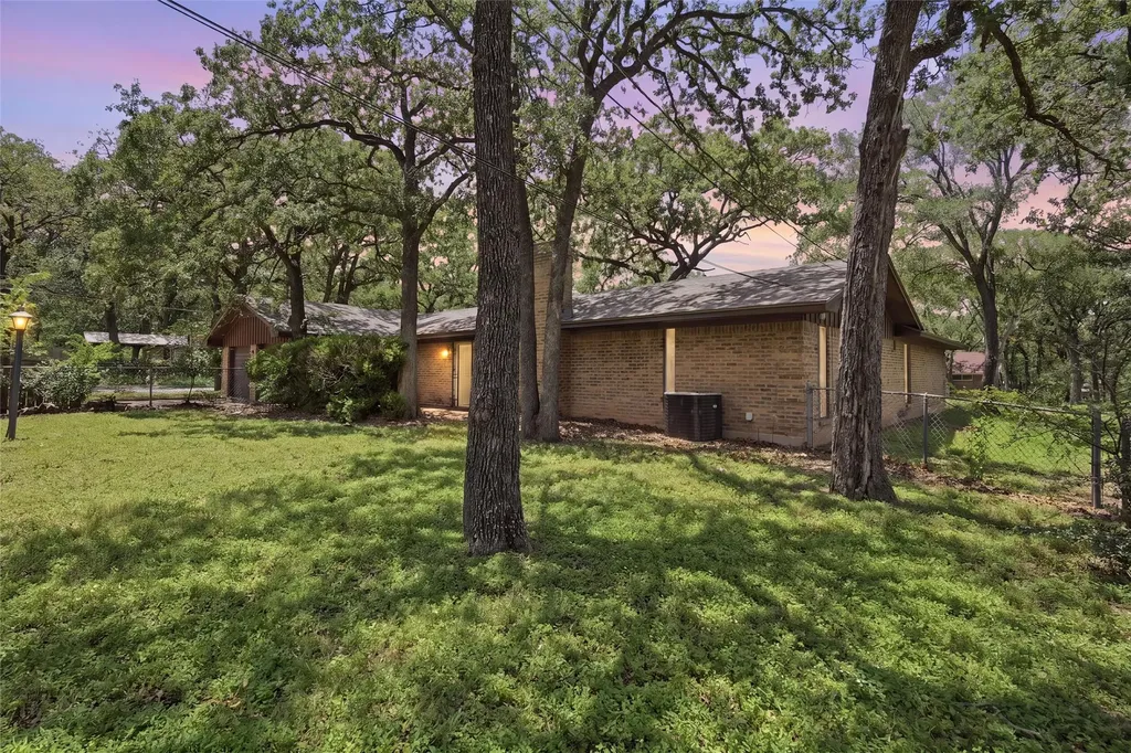 4401 Idylwood Waco TX 76705