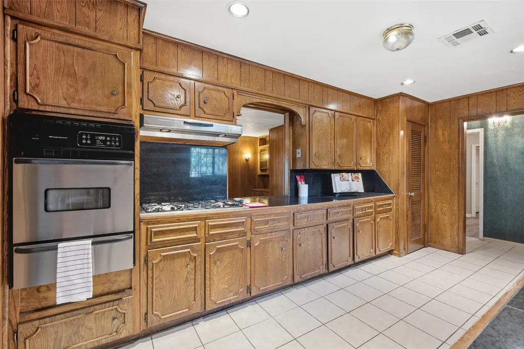 4401 Idylwood Waco TX 76705