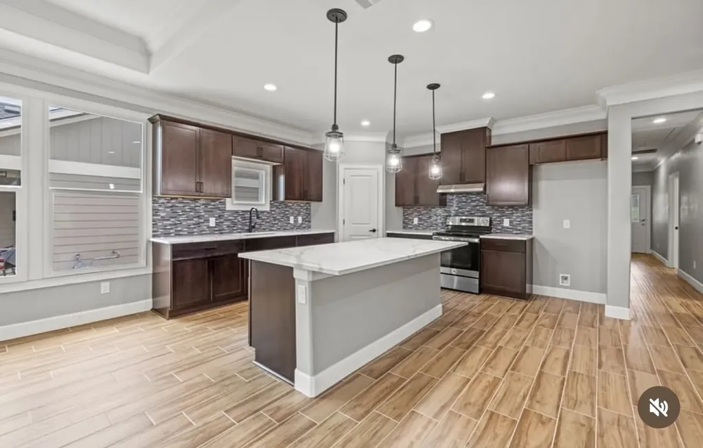 1310 Bessie Street Fort Worth TX 76104