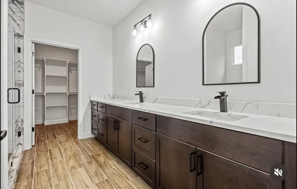 1310 Bessie Street Fort Worth TX 76104
