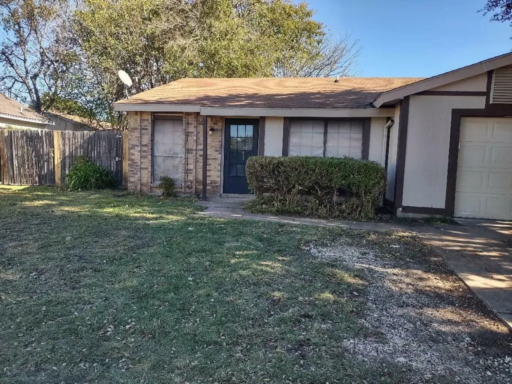 406 Vincent Street Cedar Hill TX 75104