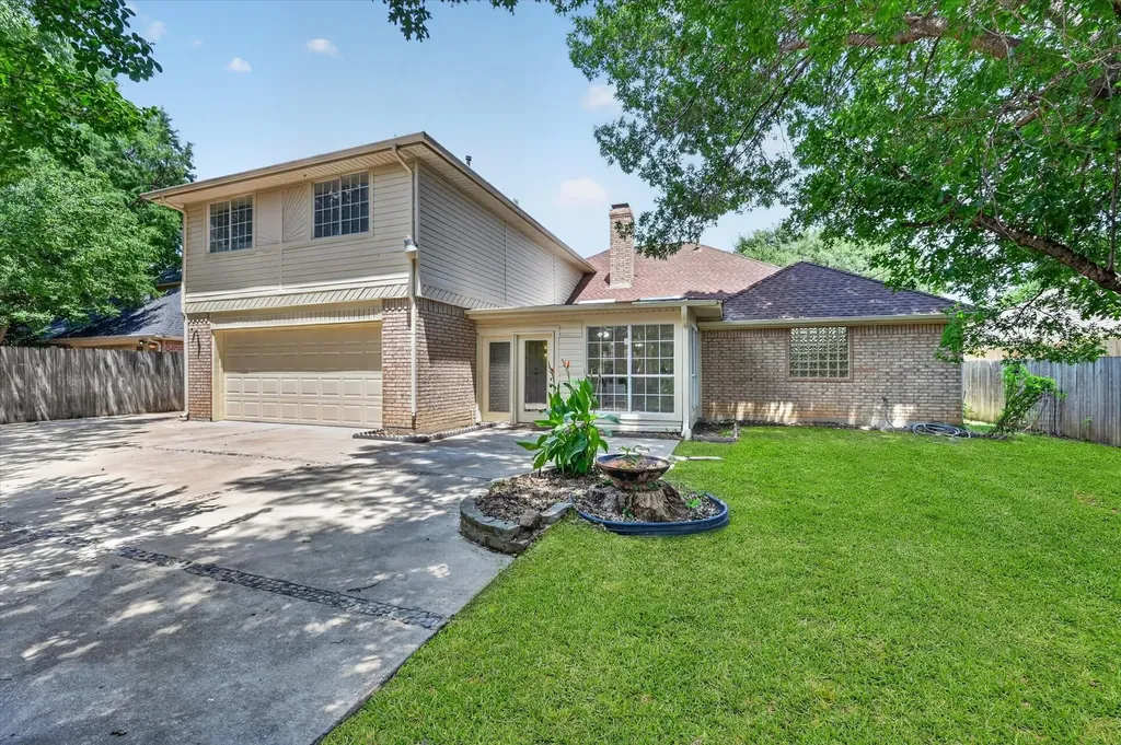 5426 Emerald Park Boulevard Arlington TX 76017