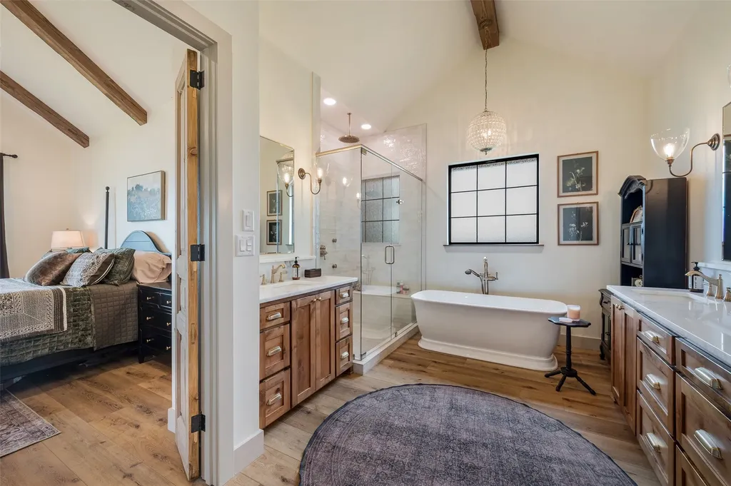 249 County Road 359 Muenster TX 76252