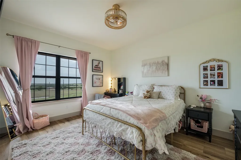 249 County Road 359 Muenster TX 76252