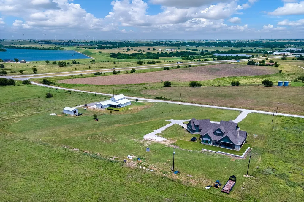 249 County Road 359 Muenster TX 76252