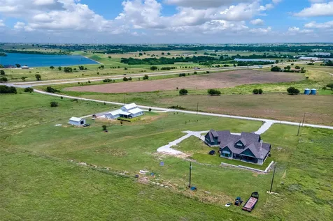 249 County Road 359 Muenster TX 76252