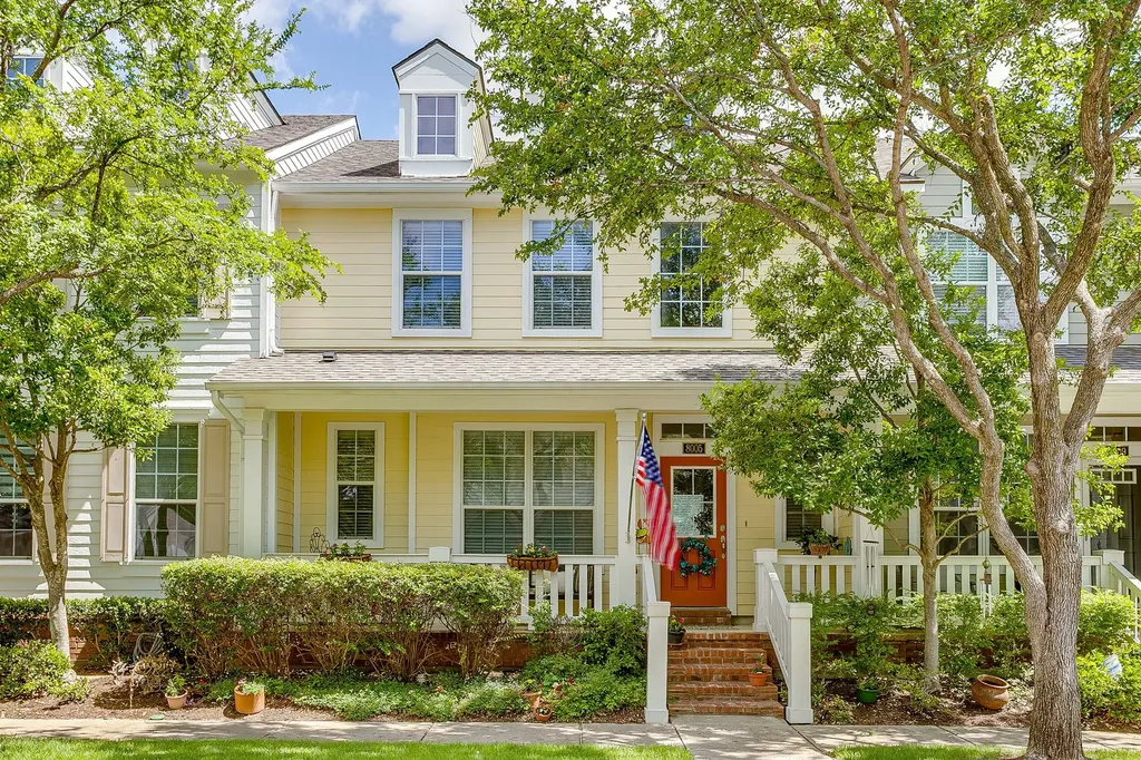 8005 Caladium Drive North Richland Hills TX 76180