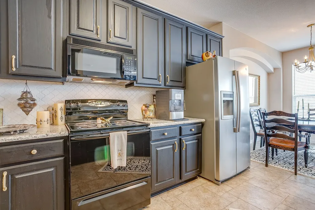 8005 Caladium Drive North Richland Hills TX 76180
