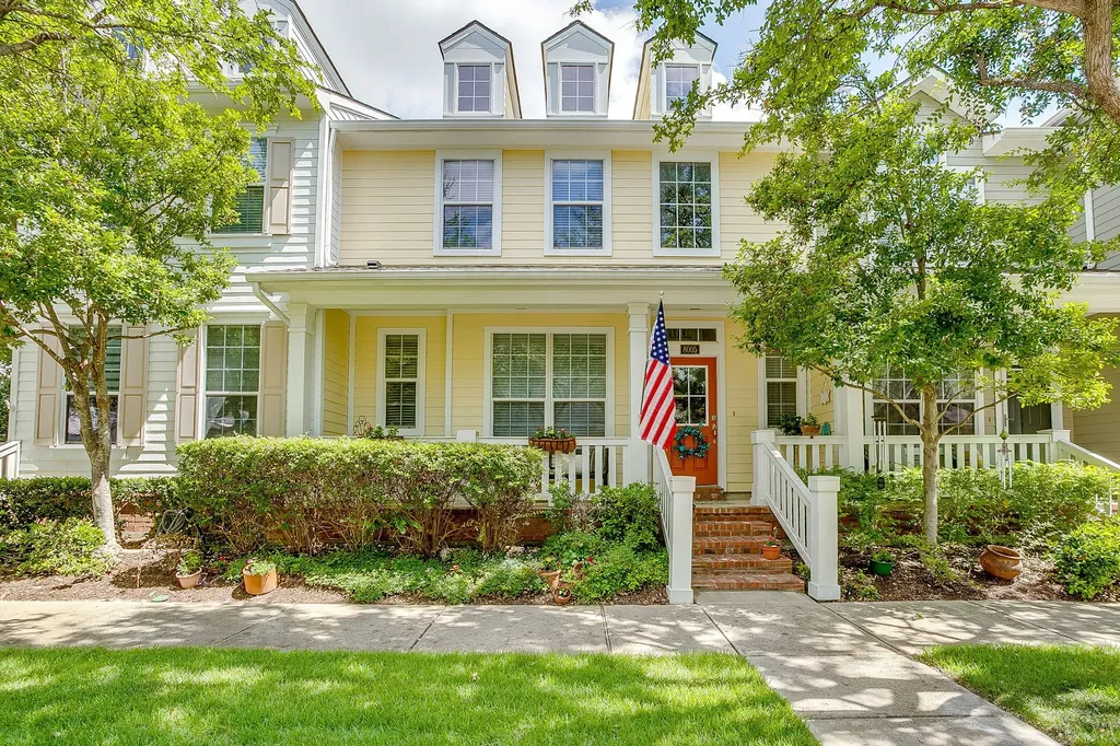 8005 Caladium Drive North Richland Hills TX 76180