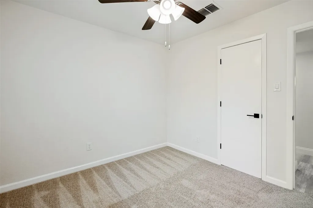 708 Glen Rock Place Arlington TX 76014